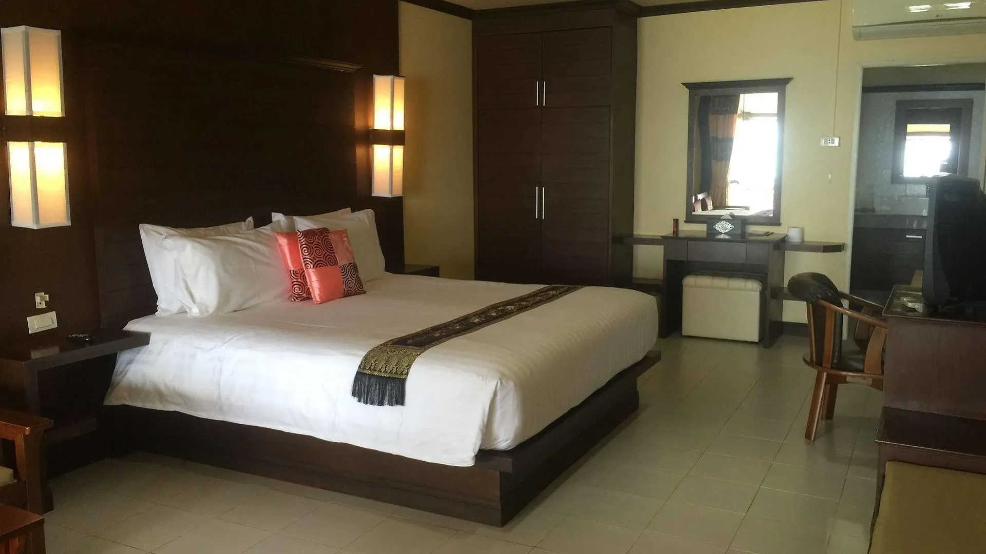 Beach Home Lanta 코란타